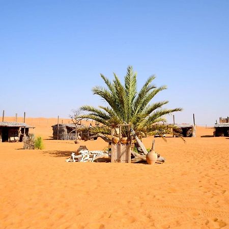 Al Wāşil Nomadic Desert Camp מראה חיצוני תמונה