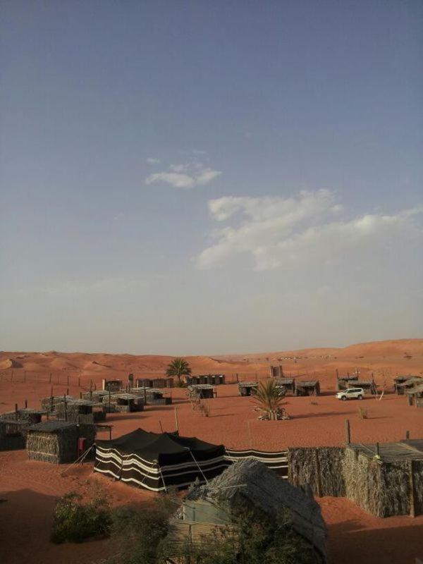 Al Wāşil Nomadic Desert Camp מראה חיצוני תמונה